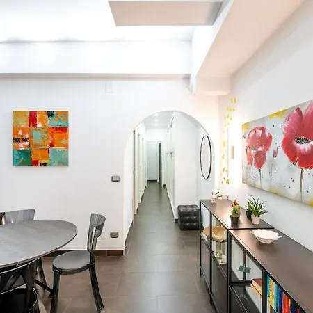 Butterfly House Ponte Milvio רומא