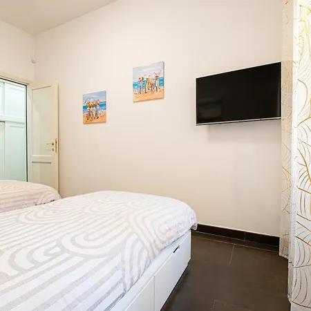 Butterfly House Ponte Milvio * רומא