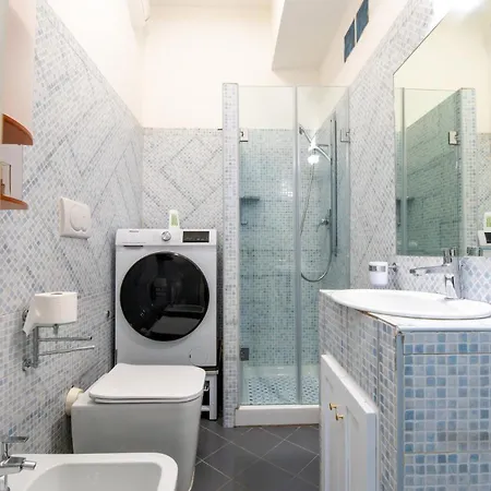 Butterfly House Ponte Milvio רומא