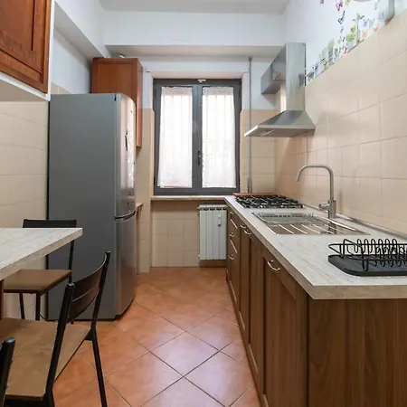 Butterfly House Ponte Milvio רומא
